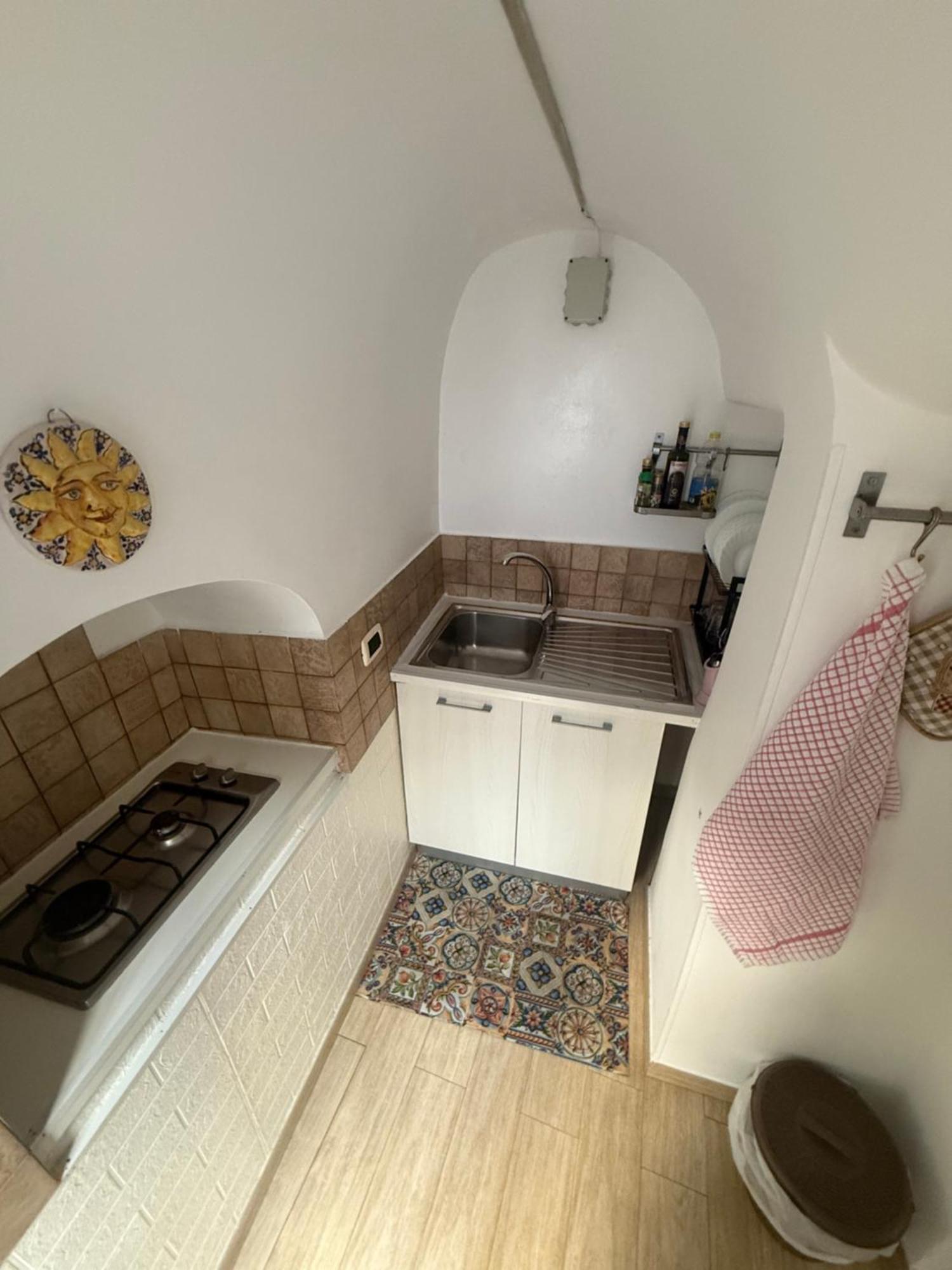 Relax House Appartement Cefalù Buitenkant foto